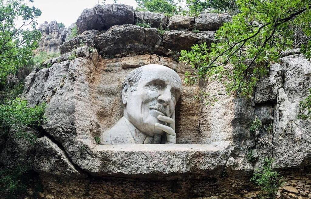 جبران وميخائيل نعيمة من افضل ما كتب العرب في الفلسفة والادب